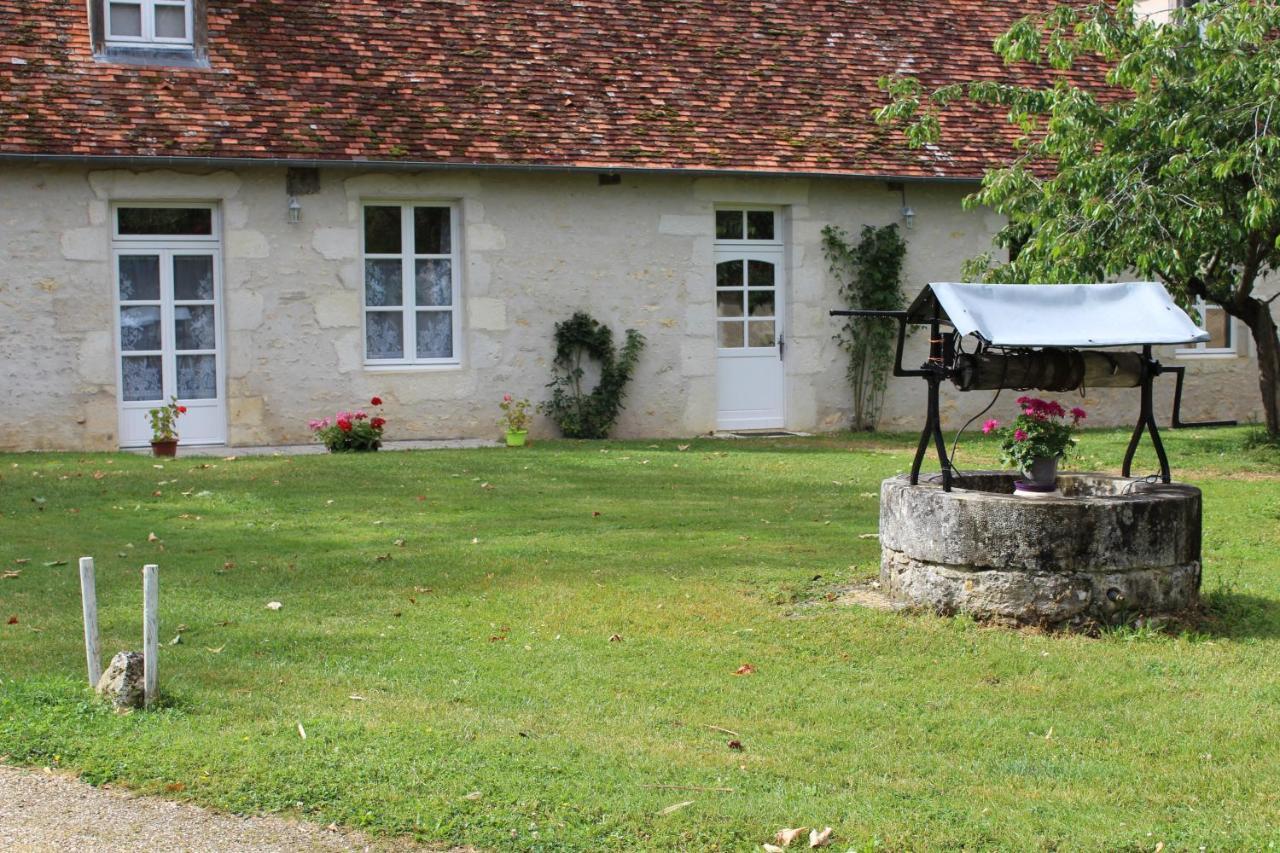 Domaine De La Touche Mosnay Bed & Breakfast ภายนอก รูปภาพ