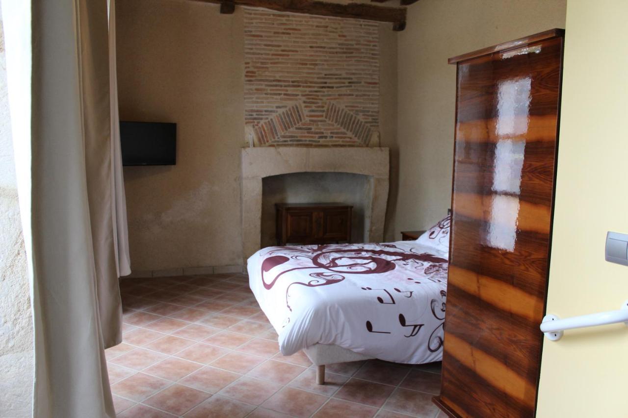 Domaine De La Touche Mosnay Bed & Breakfast ภายนอก รูปภาพ