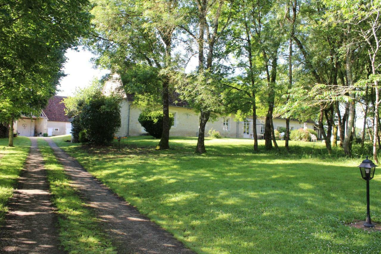 Domaine De La Touche Mosnay Bed & Breakfast ภายนอก รูปภาพ