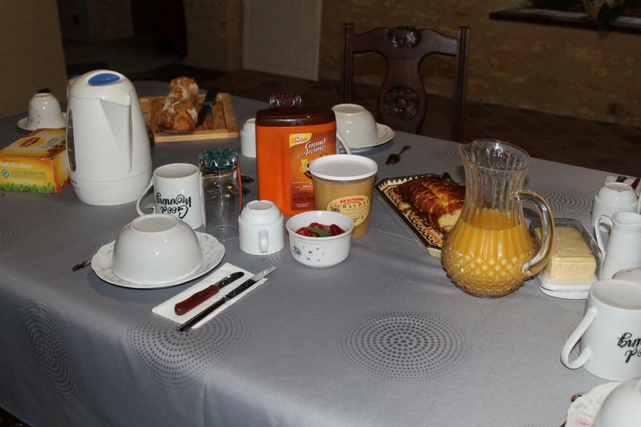 Domaine De La Touche Mosnay Bed & Breakfast ภายนอก รูปภาพ